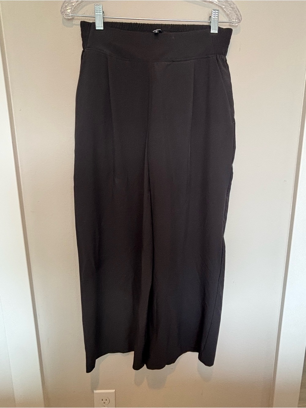 Quince Black Wide-Leg Pull-On Pants
